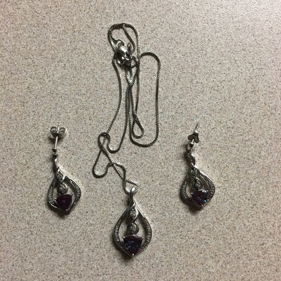 Alexandrite necklace/earring set